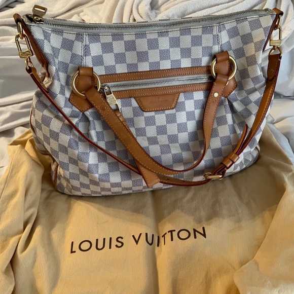 Authentic Louis Vuitton Evora Damier Satchel - Picture 2 of 11